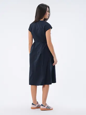 ASPESI | Midikleid
Marque : ASPESI
Couleur : beige
Catégories : Mode, Femme

Longueur des manches : Manches courtes
Encolure : Col en V
Matière : Coton
Motif : Uni
Style & Occasion : Décontracté
Détails : Poches latérales | dunkelblau